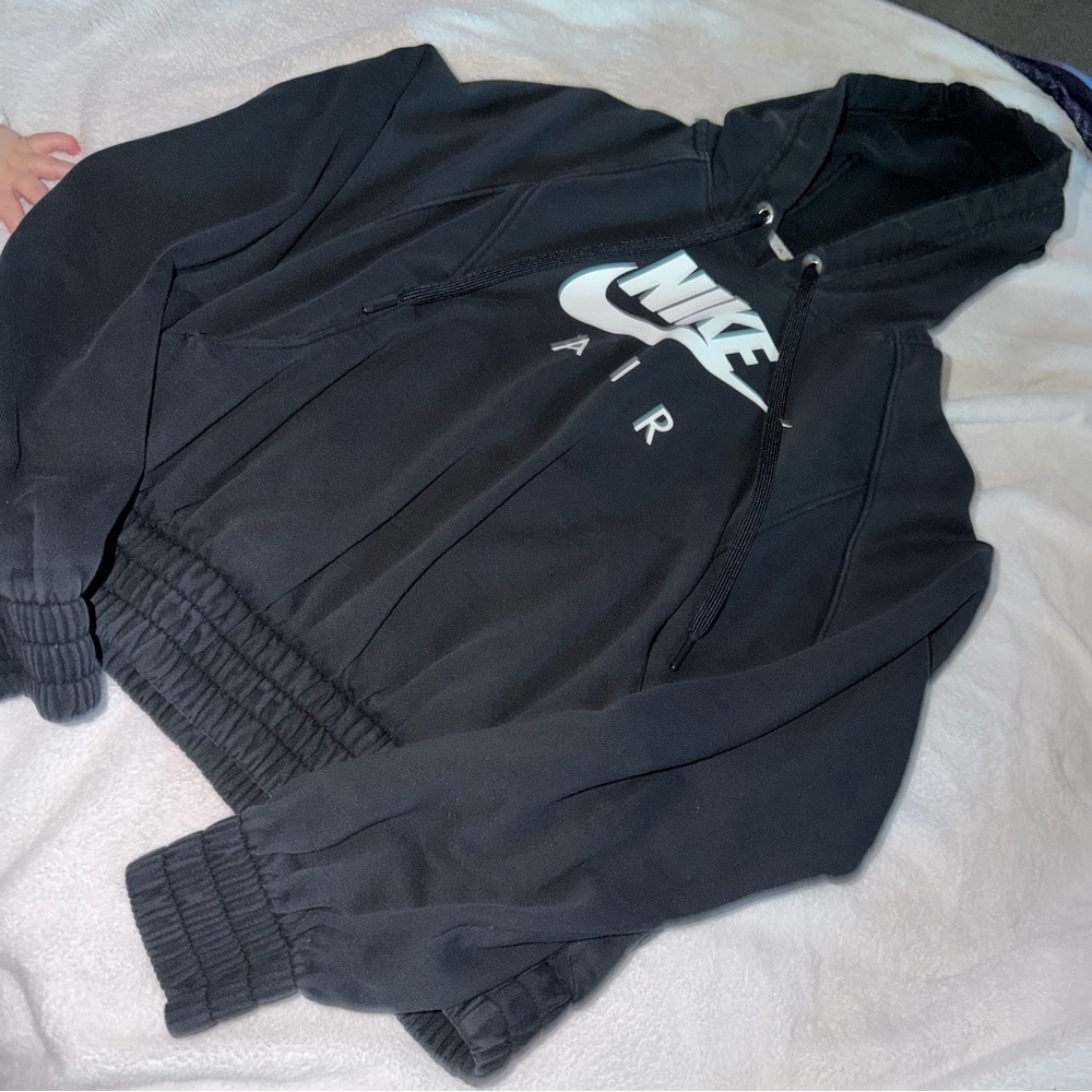 Nike Air Women’s Size Extra Small Cropped Hoodie Sweatshirt Black